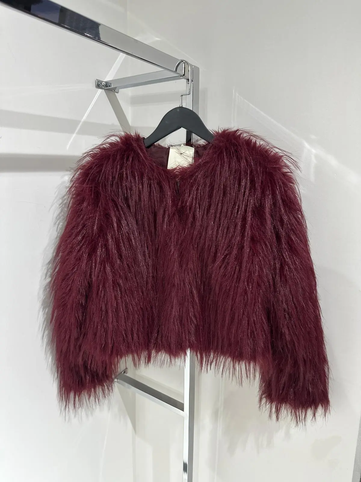 BORDO UZUN TÜYLÜ KÜRK