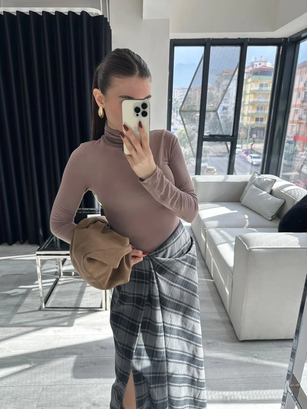 TOPRAK RENK BOĞAZLI BLUZ