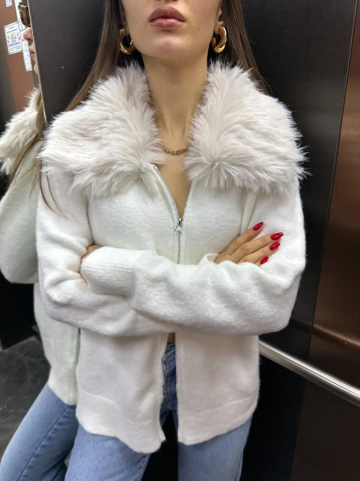 ÇIKARILABİLİR KÜRK DETAY HIRKA