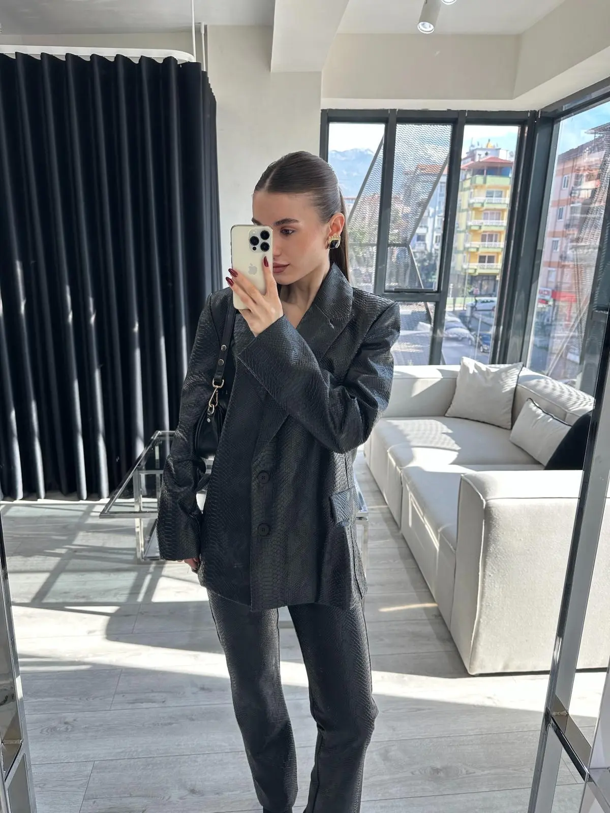DOKULU YILAN DESEN DERİ BLAZER CEKET
