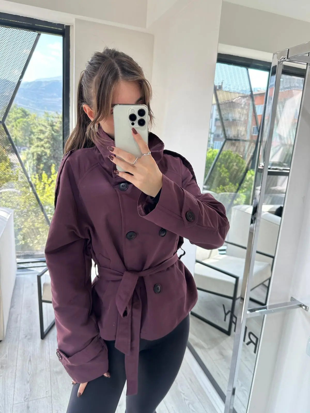 MÜRDÜM KEMERLİ DİK YAKA TRENCHCOAT