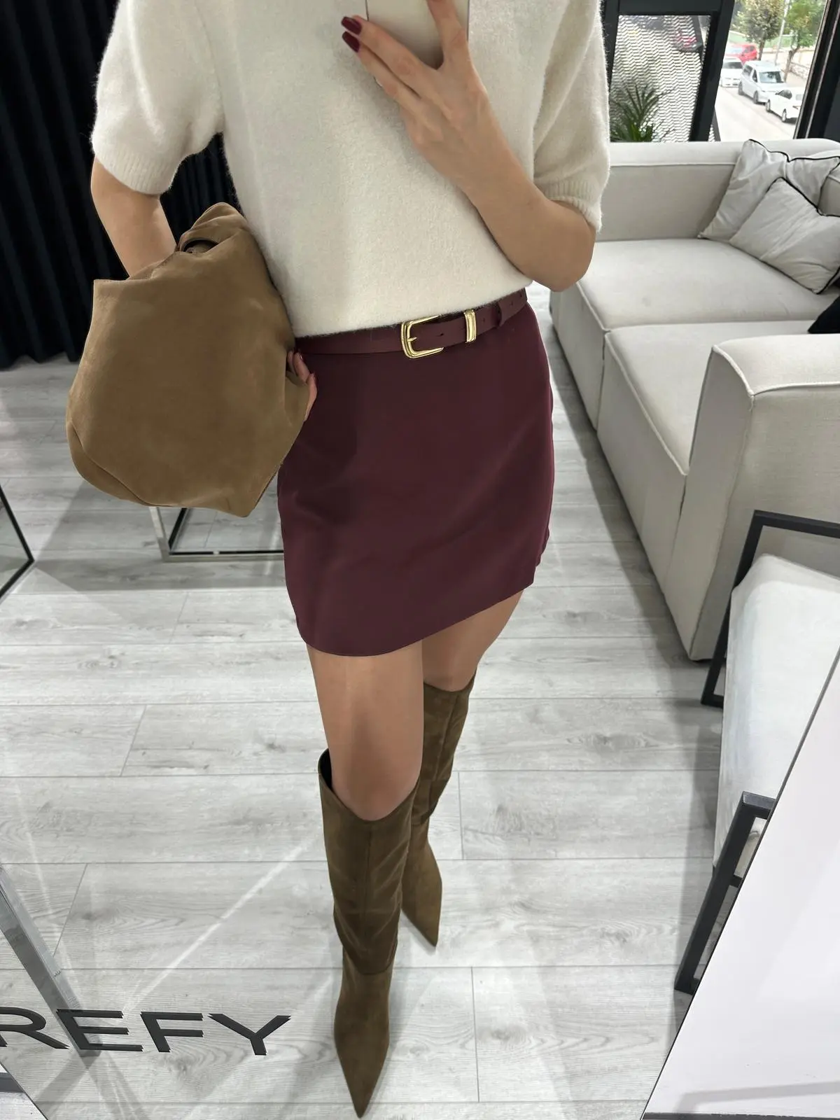 MARKA MODEL KUMAŞ BORDO ETEK