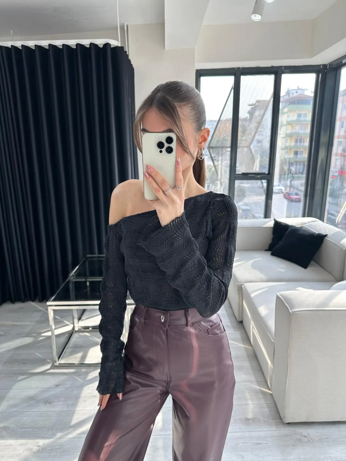 DANTEL TEK OMUZ BLUZ