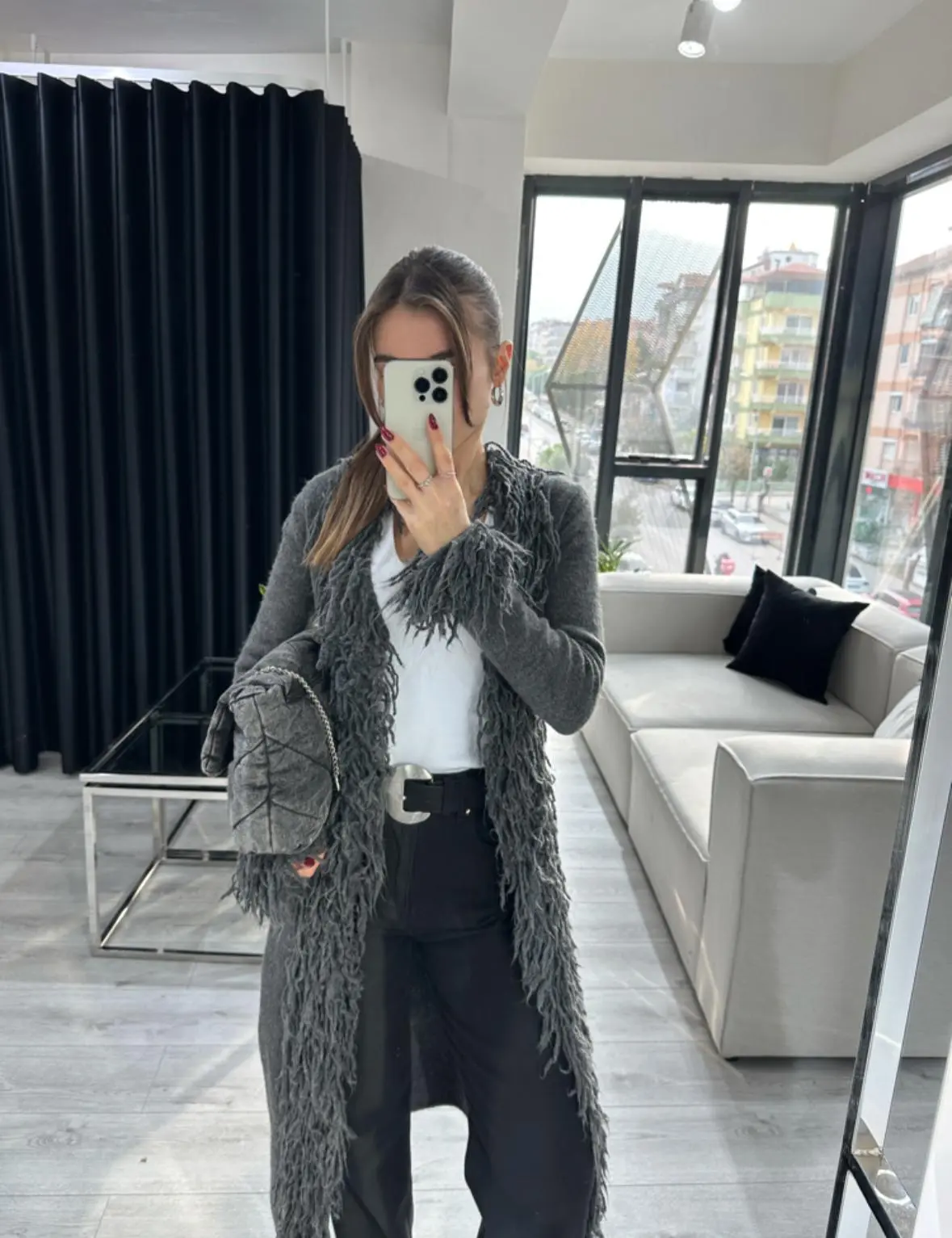 FÜME PÜSKÜLLÜ HIRKA