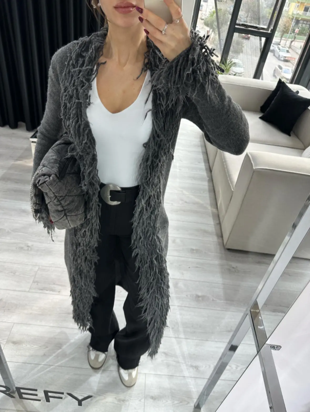 FÜME PÜSKÜLLÜ HIRKA