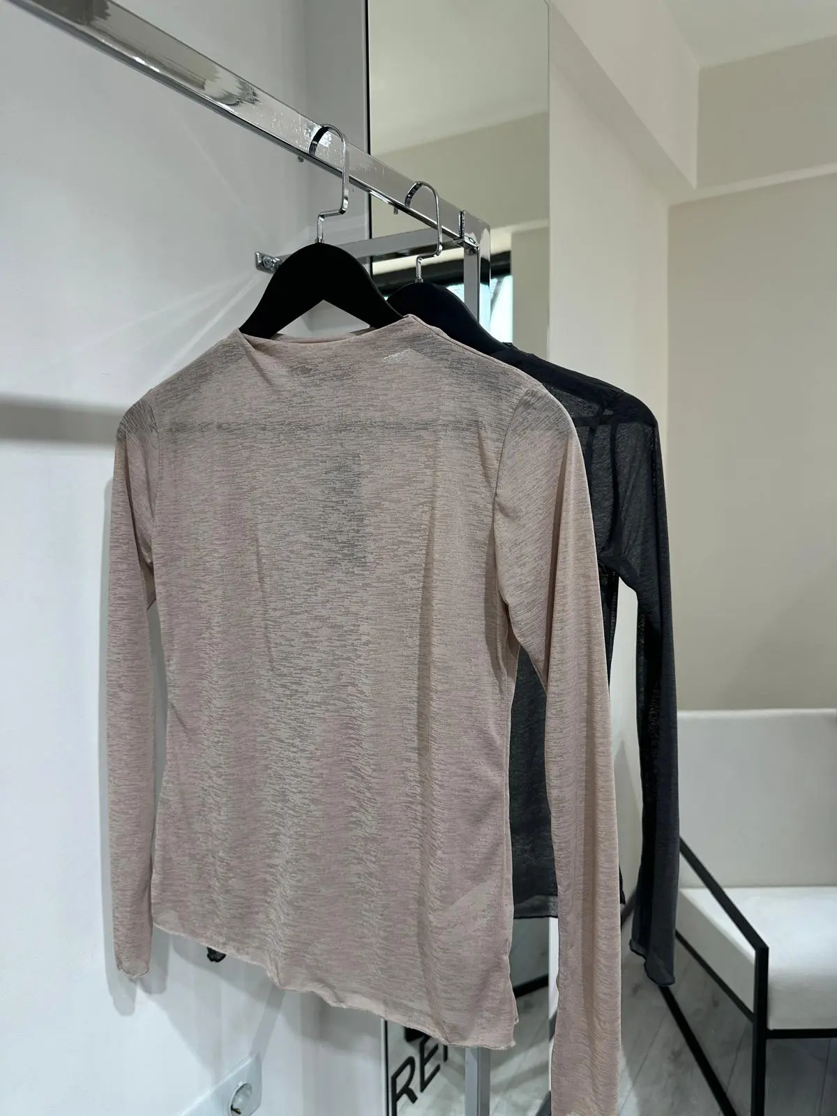 DİK YAKA FÜME TRANSPARAN BLUZ