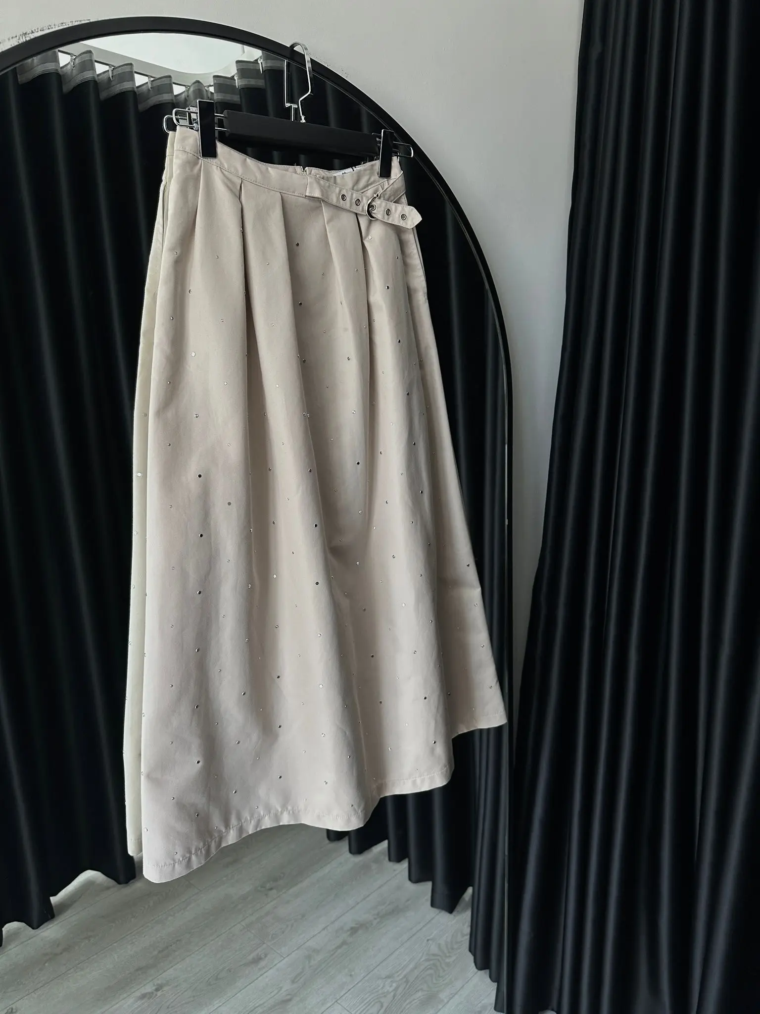 DROP DETAYLI BEJ ETEK