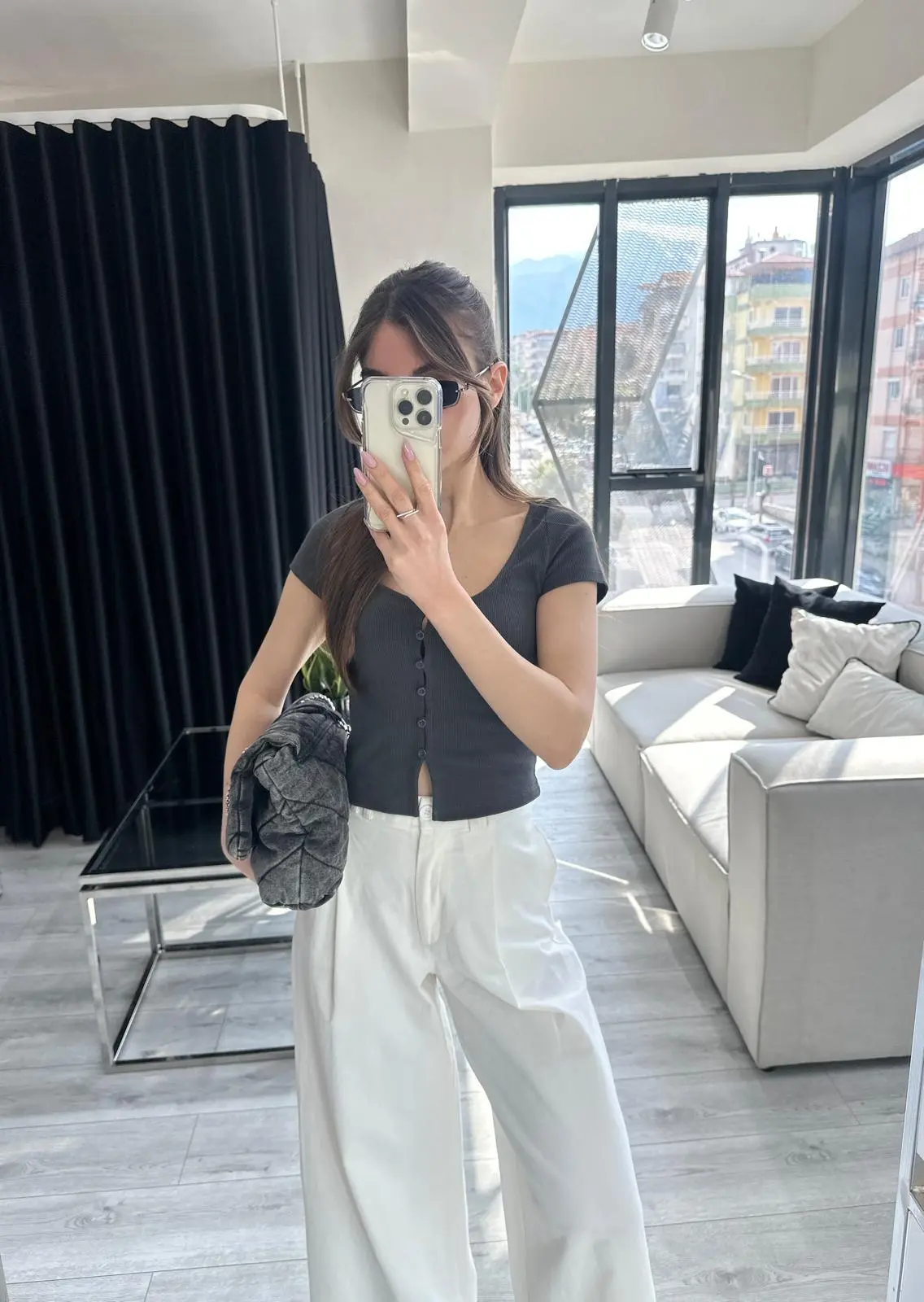 KARE YAKA FİTİLLİ FÜME BLUZ