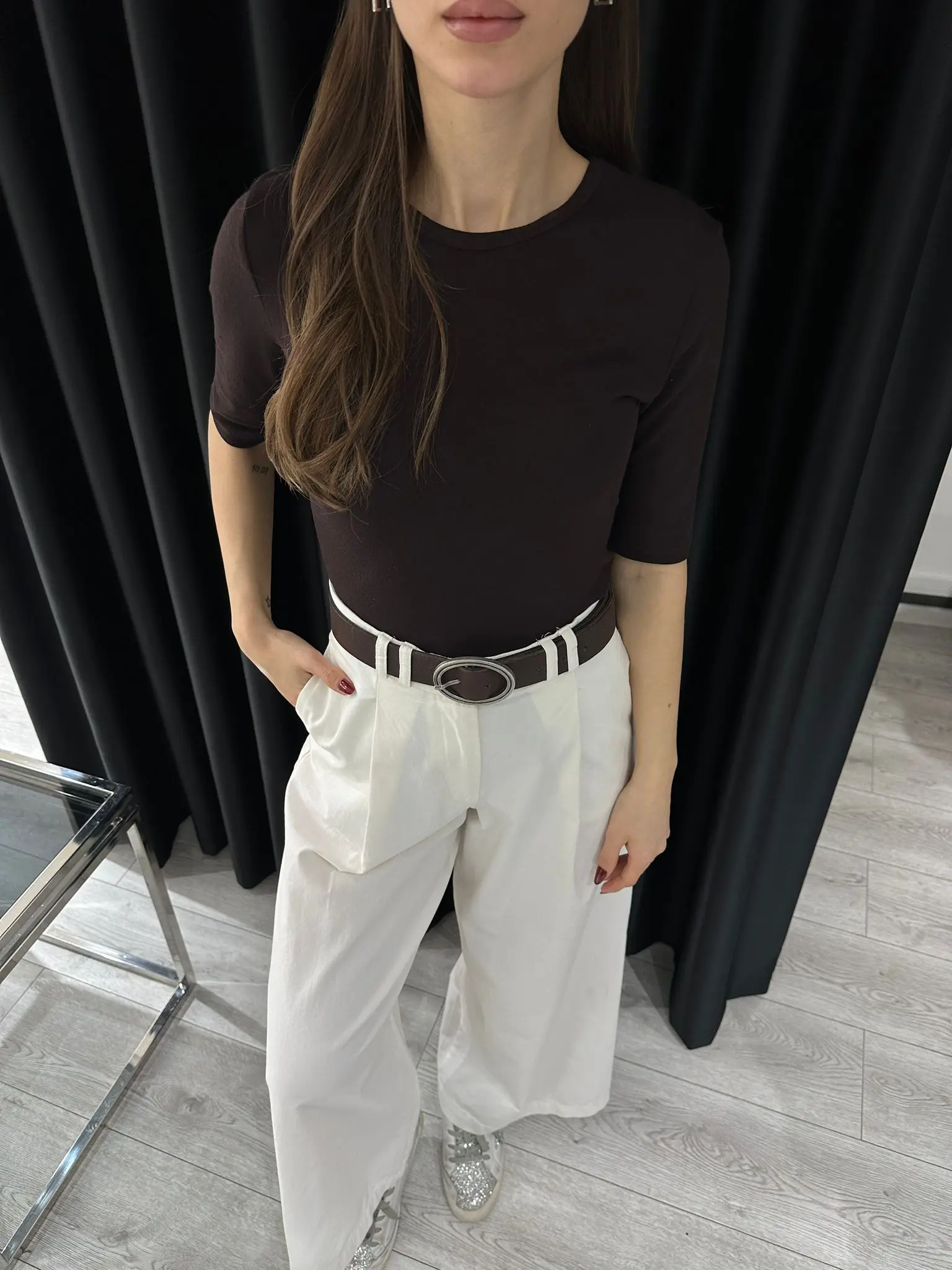 BİSİKLET YAKA YARIM KOL KAHVERENGİ BODY