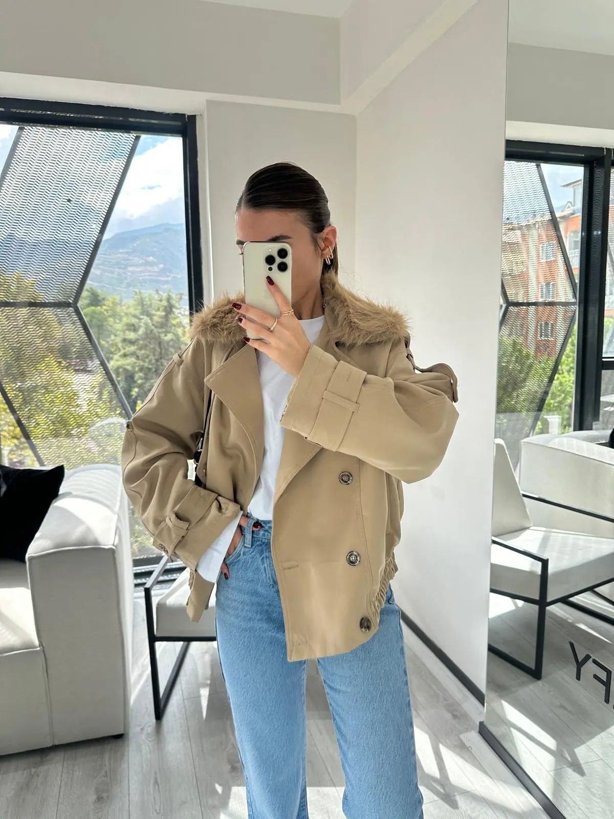 ÇIKARILABİLİR KÜRK DETAYLI TRENCHCOAT