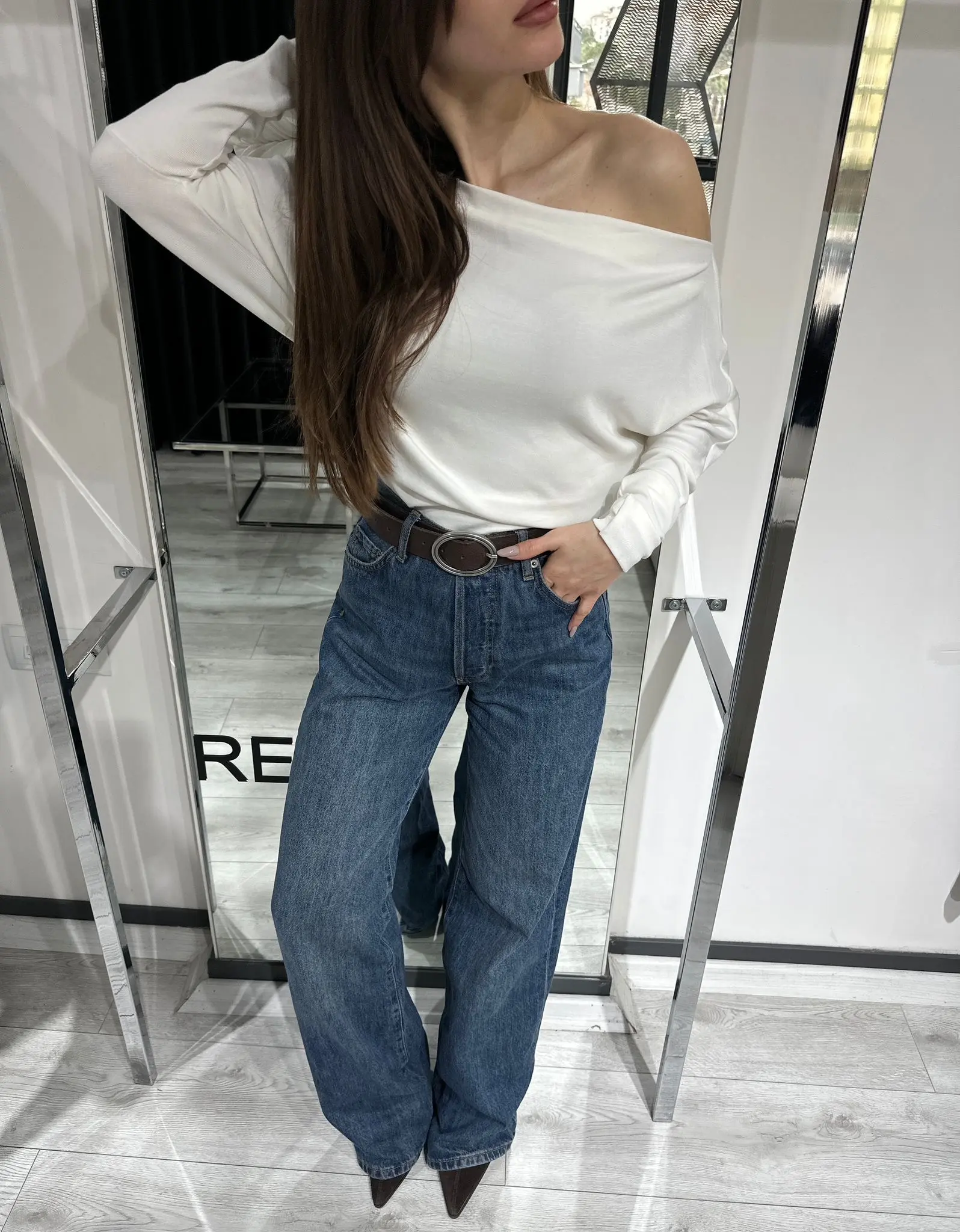 DÜŞÜK OMUZ EKRU BLUZ