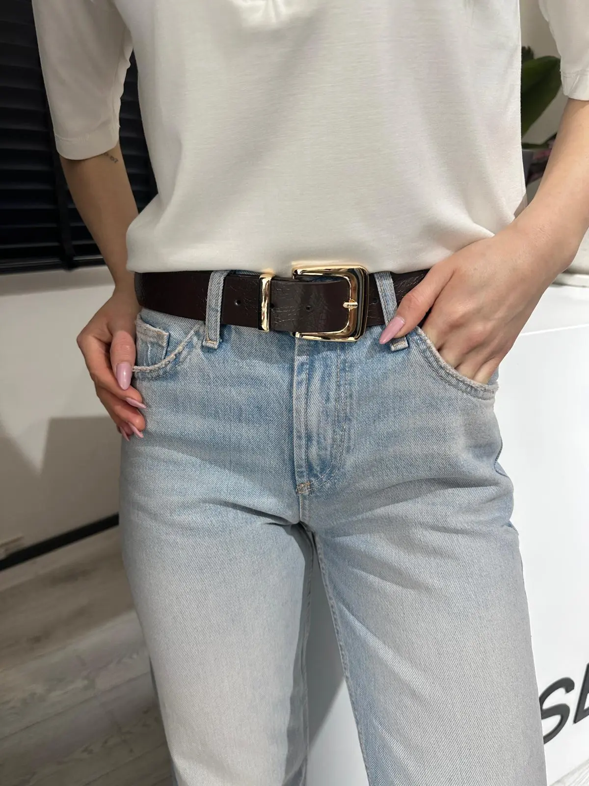 GOLD BAŞLIK PARLAK DERİ ACI KAHVE KEMER