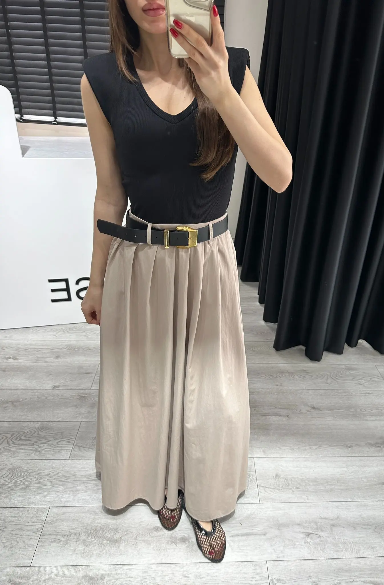 PARAŞÜT V YAKA TASARIM ELBİSE 