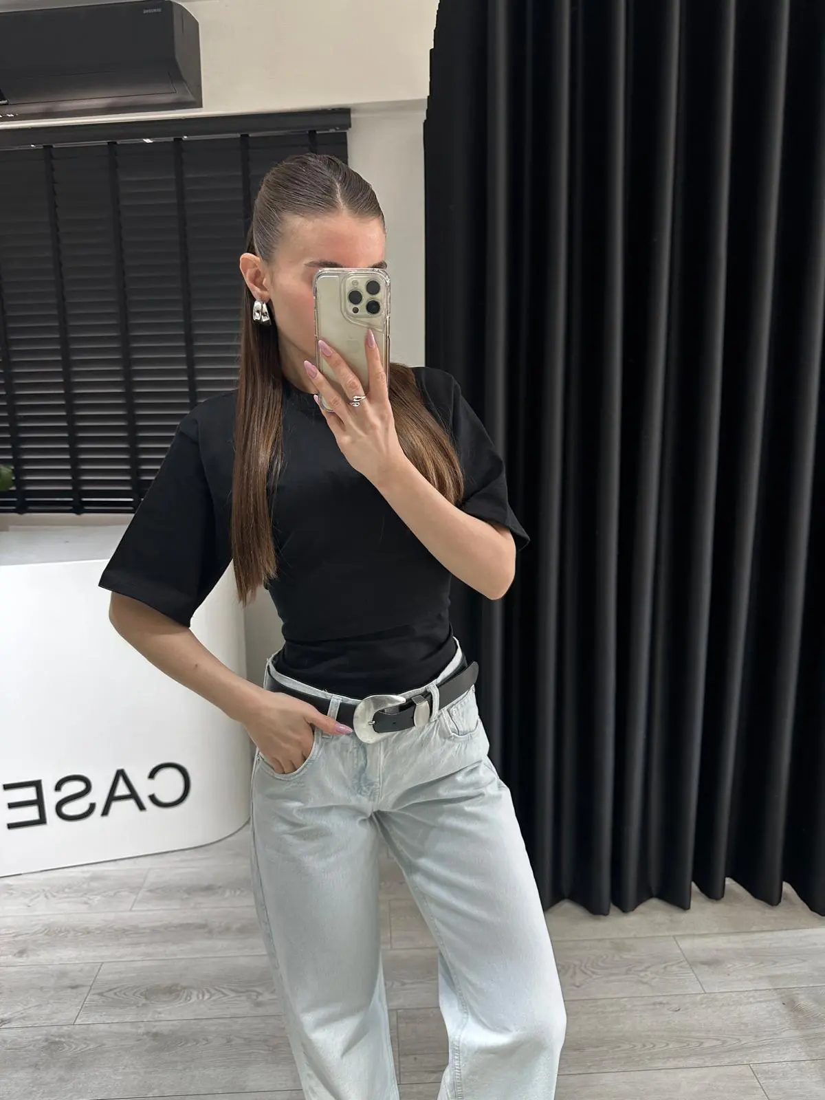 Arkası İp Detay Siyah Basic Tshirt