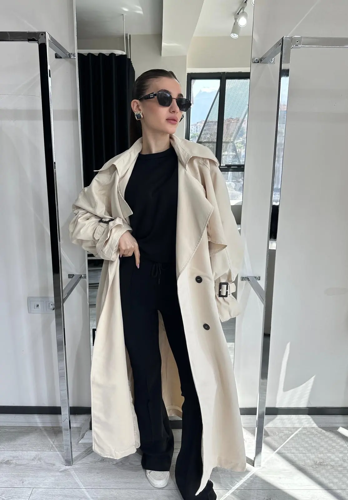 KUŞAKLI PELERİN DETAY EKRU TRENCHCOAT