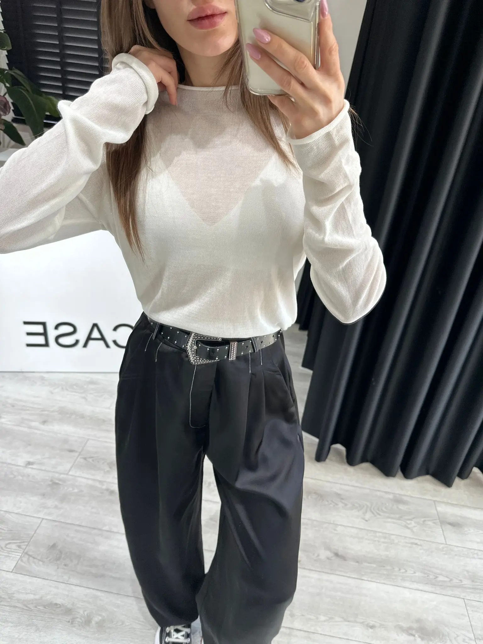 BEYAZ DİK YAKA TRANSPARAN BLUZ