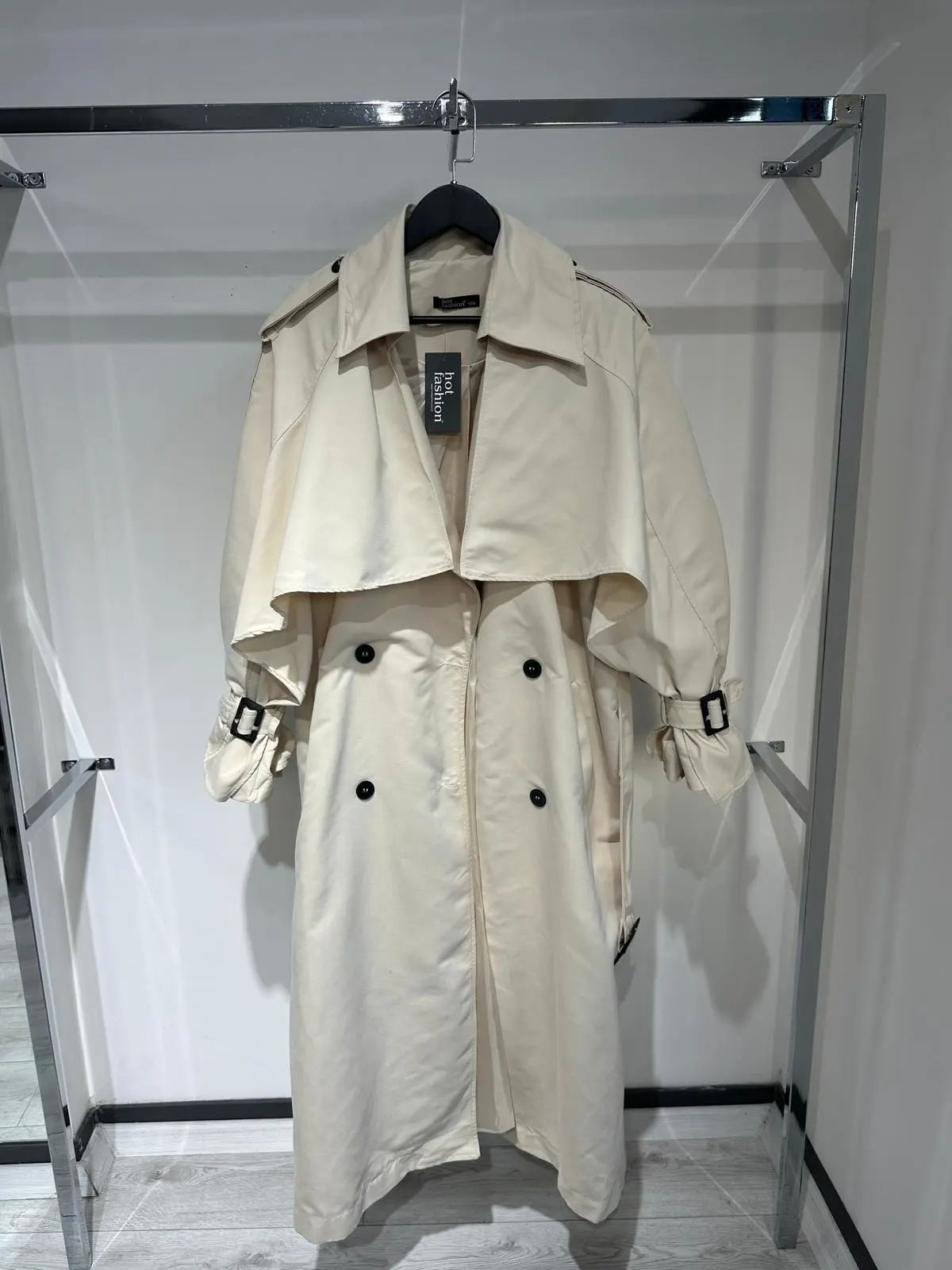 KUŞAKLI PELERİN DETAY EKRU TRENCHCOAT