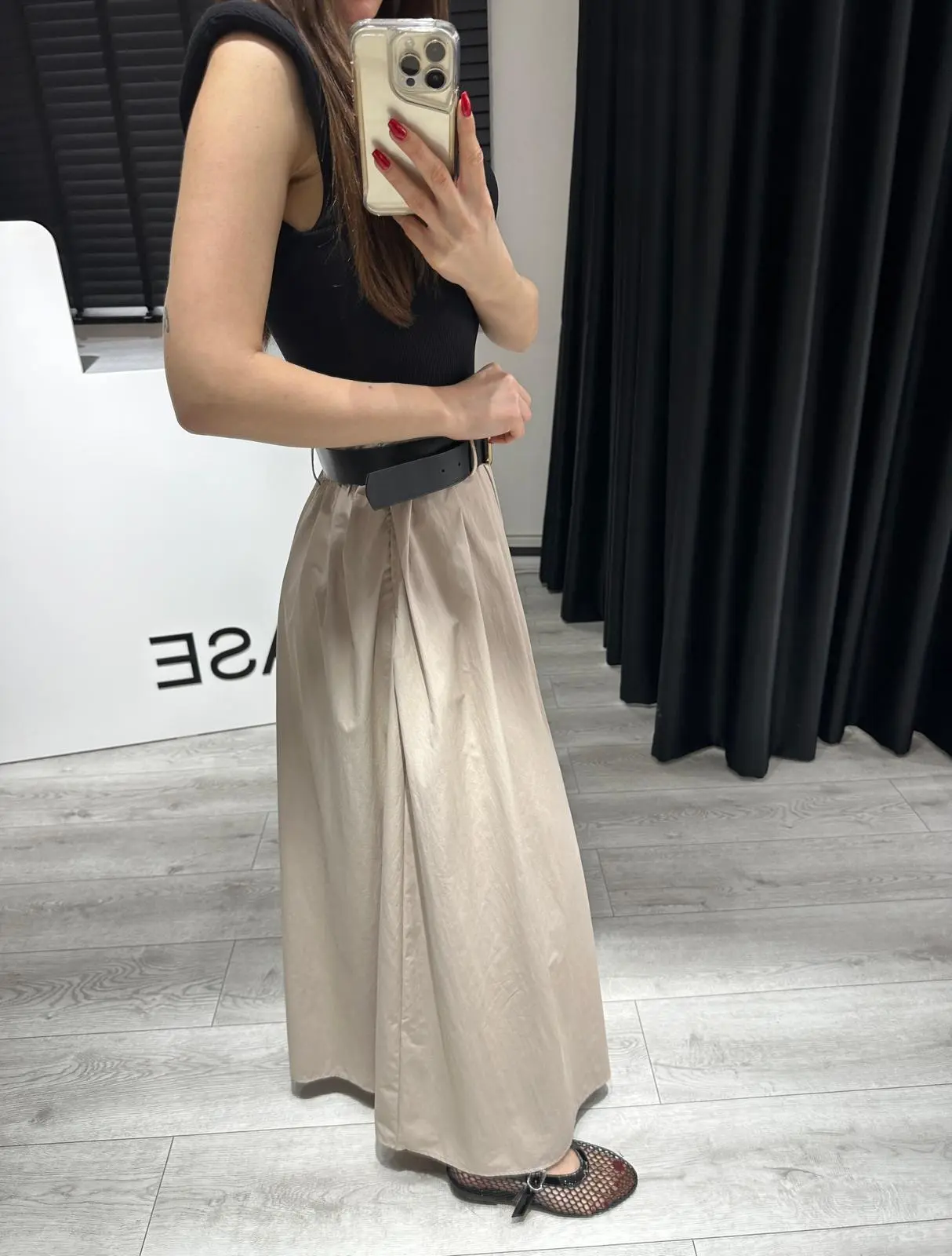 PARAŞÜT V YAKA TASARIM ELBİSE 