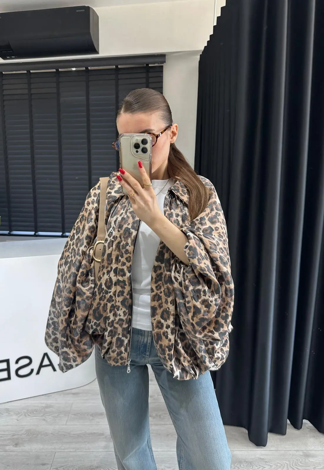 PARLAK SATEN LEOPAR CEKET