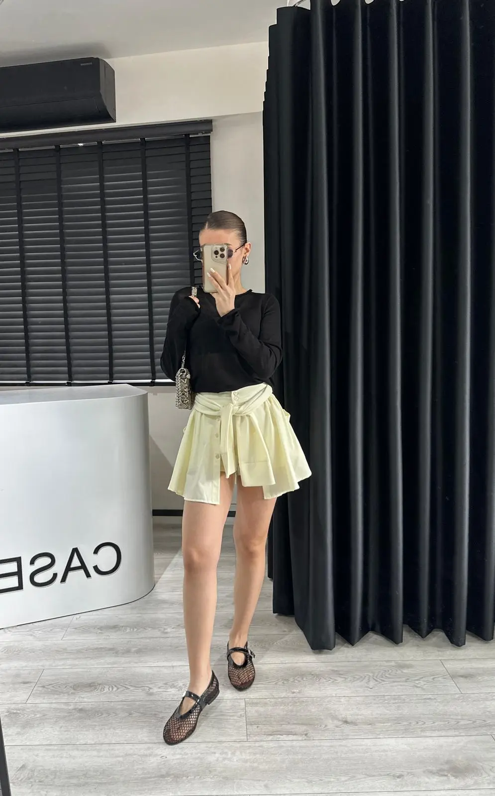 GÖMLEK BAĞLAMALI MİNİ ŞORT ETEK