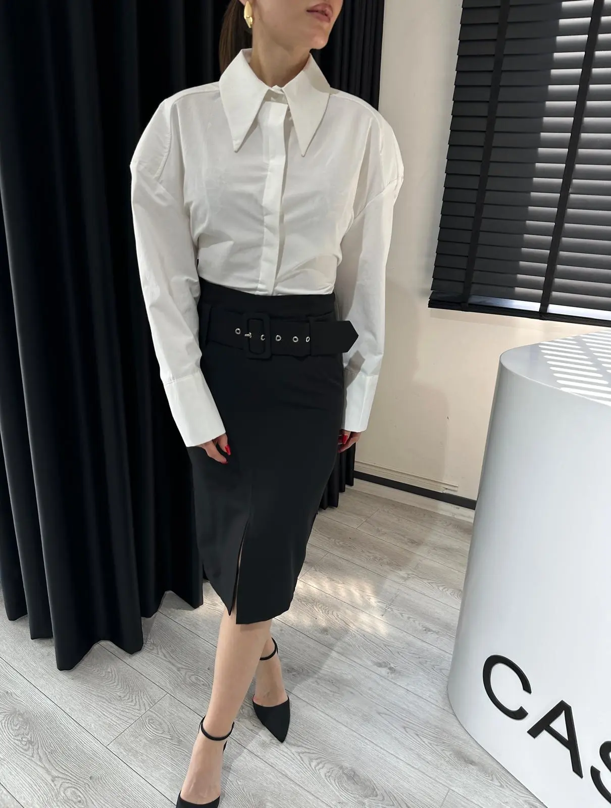 KEMERLİ DİZ ALTI KALEM ETEK