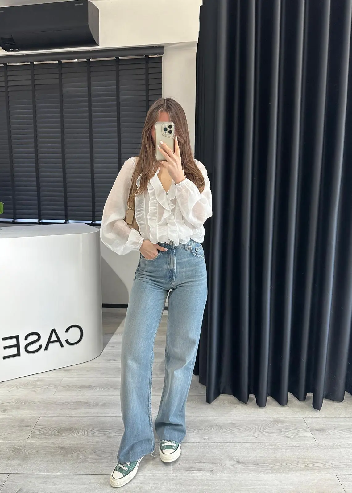 BEYAZ FIRFIRLI BOHEM BLUZ