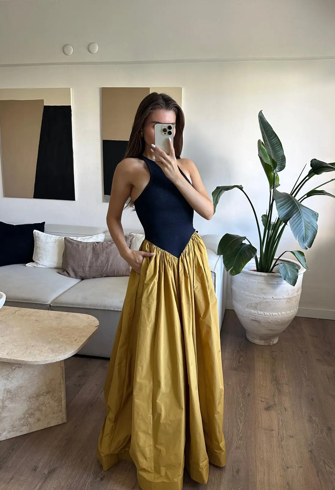 HALTER YAKA TASARIM ELBİSE