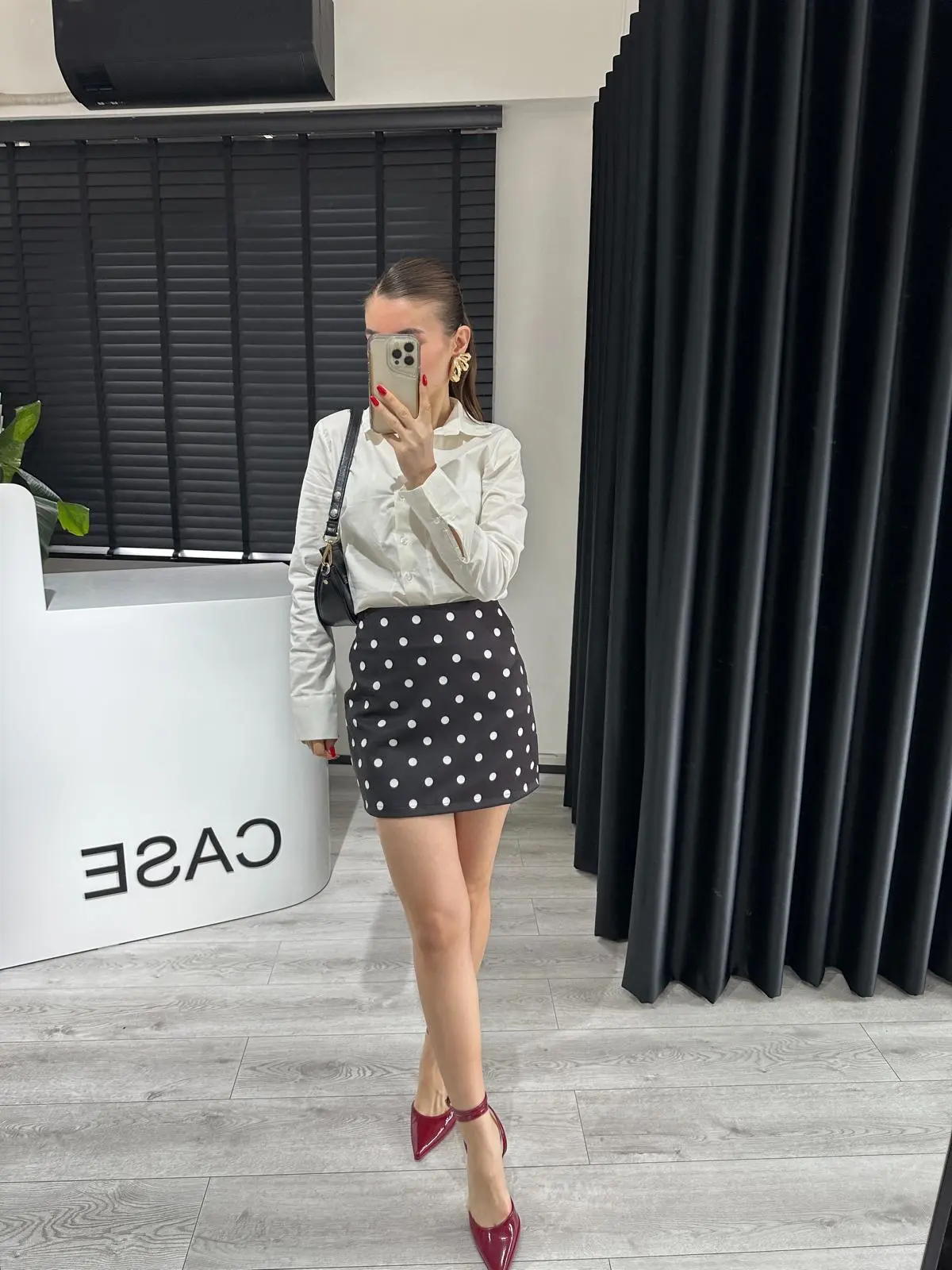 PUANTİYE SİYAH ŞORT ETEK