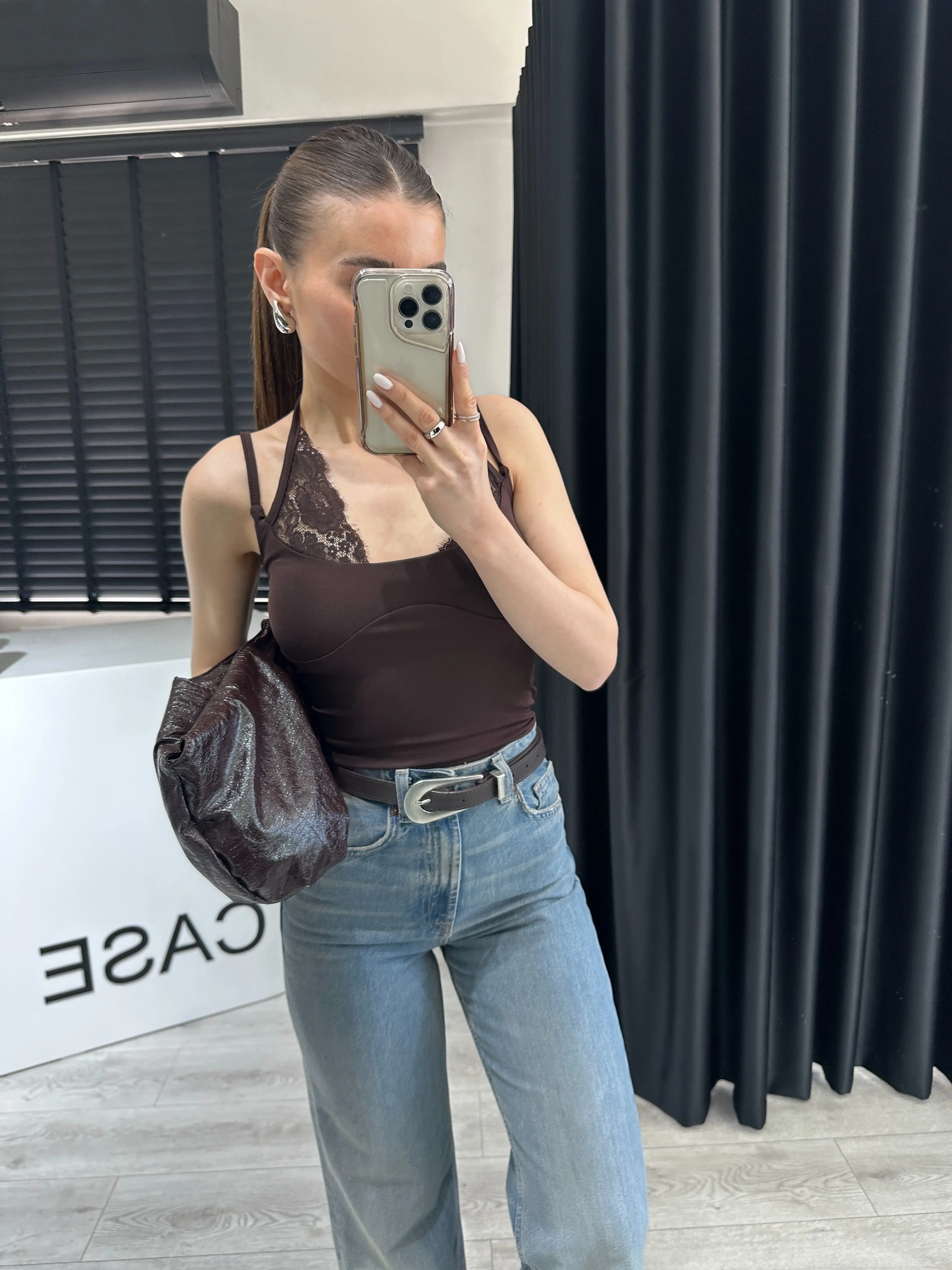 KAHVE DANTEL DETAY BODYSUİT