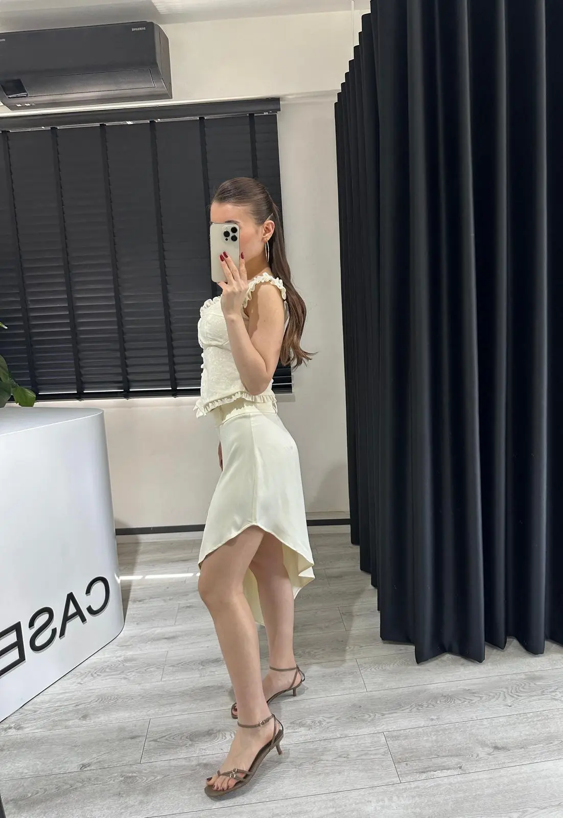 ASİMETRİK SATEN ETEK