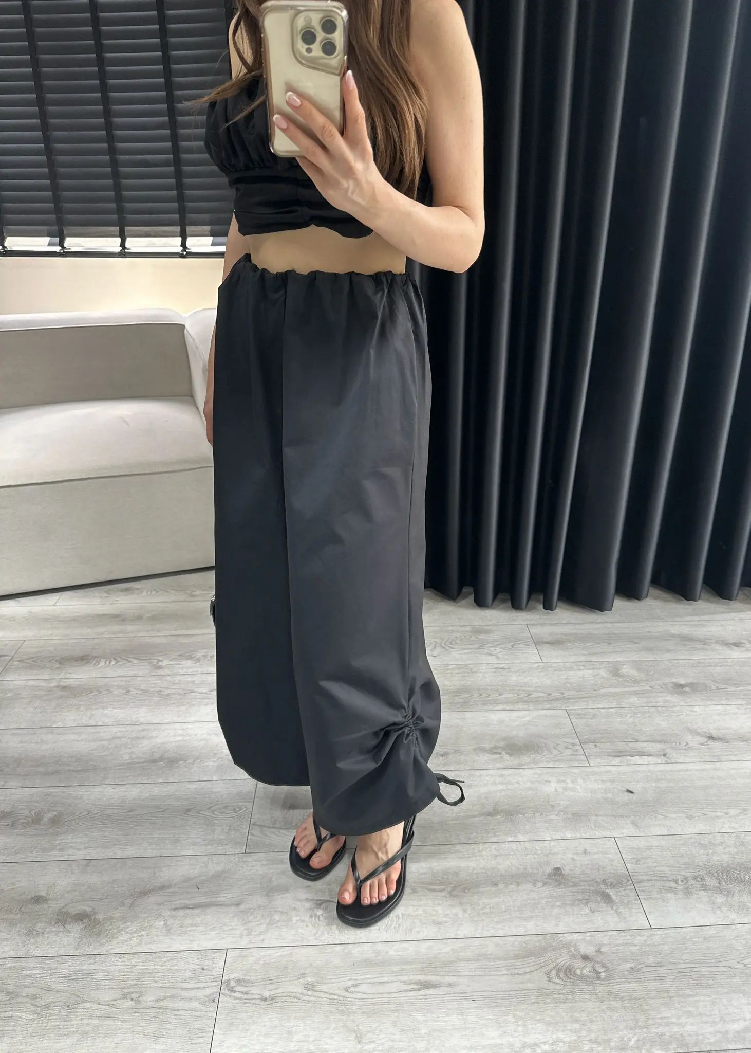 BELİ BÜZGÜLÜ PAÇA BAĞCIKLI PARAŞÜT PANTOLON