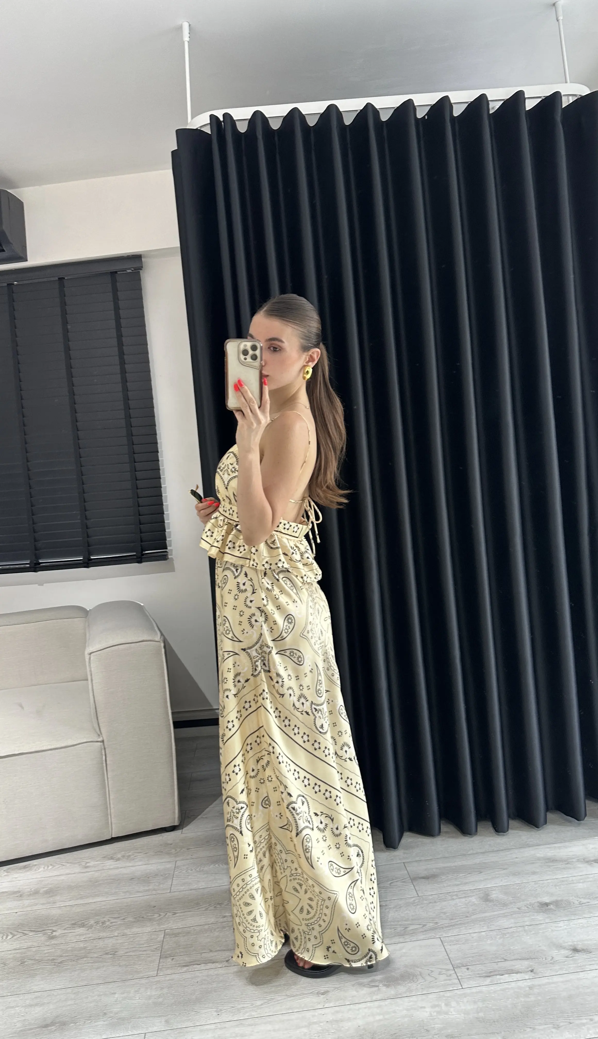 Şal Desen Sarı Saten Elbise