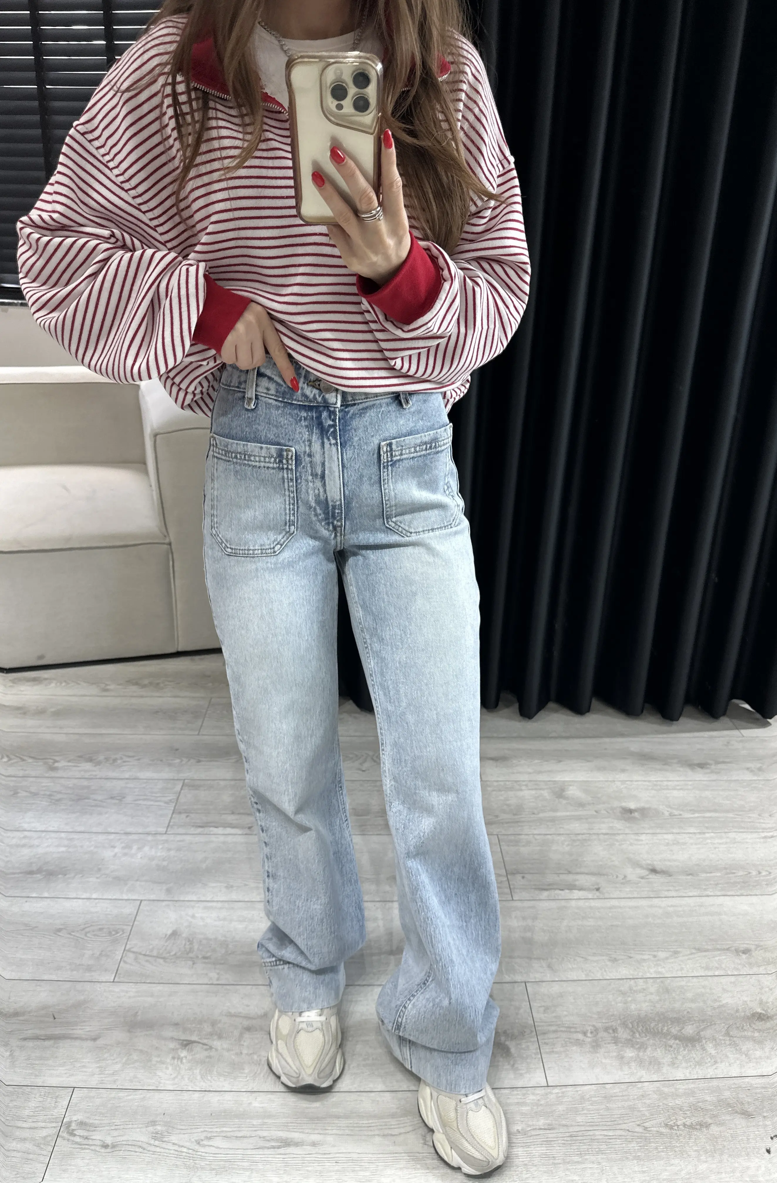Ön Cep Detaylı Paça Katlamalı Jean